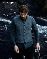 Gilet sans manches côtelé - Steel Wool - Fisherman Out of Ireland - sur modèle