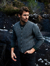 Gilet sans manches côtelé - Steel Wool - Fisherman Out of Ireland - sur modèle