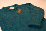 Pull à col round et à bords roulotés – turquoise foncé – Rossan Knitwear - détail