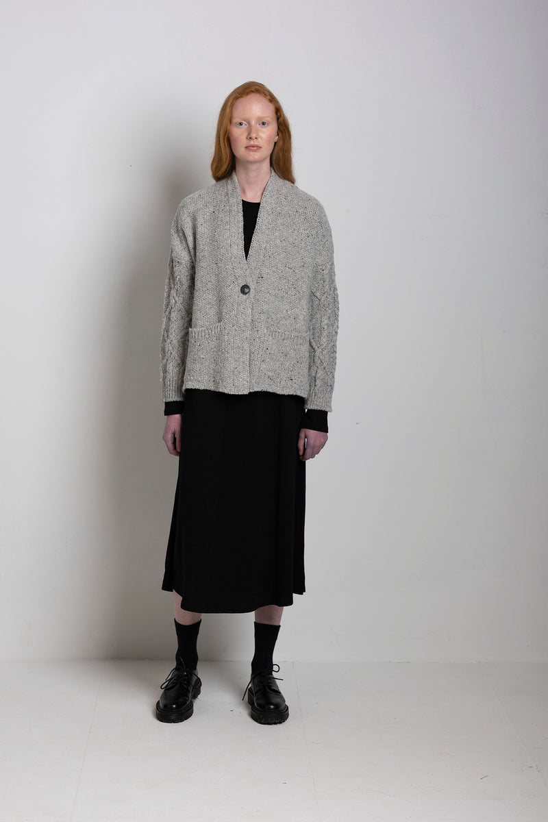 Veste Manches Aran – Gris Doux - McConnell - sur modèle
