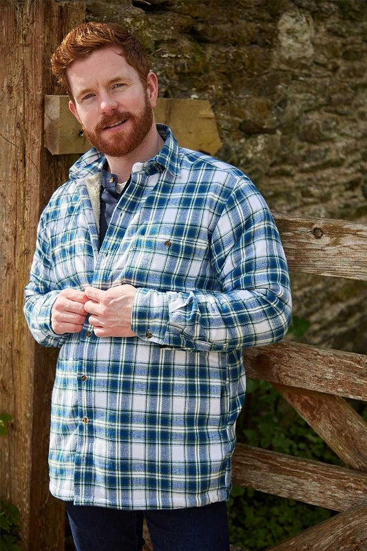 Chemise chaude doublée en flanelle de coton – Tartan Douglas Bleu - Lee Valley - sur modèle