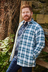 Chemise chaude doublée en flanelle de coton – Tartan Douglas Bleu - Lee Valley - sur modèle 2