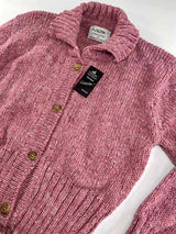 Gilet court à col polo – rose poudré – Rossan Knitwear - detail
