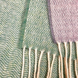 Echarpe en laine d’agneau mérinos Bondi Wave – McNutt of Donegal - détail