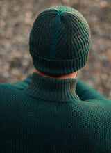 Bonnet à Côtes Anglaises Bicolores et à Chevrons – Emeraude et châtaigne – Fisherman Out of Ireland - dos