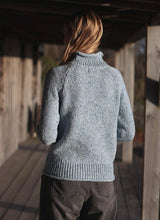 Pull à emmanchures marteau et à bords roulottés – Blue Mist - Fisherman Out of Ireland - dos