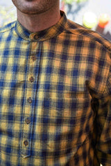 Chemise Grand-père Vintage en coton - Moutarde et Bleu Marine à Carreaux - Lee Valley - détail poche