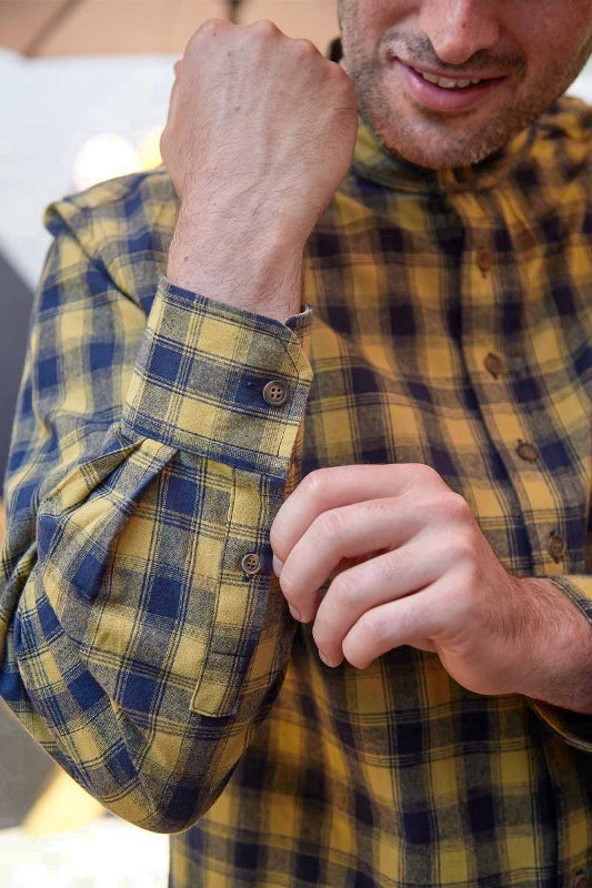 Chemise Grand-père Vintage en coton - Moutarde et Bleu Marine à Carreaux - Lee Valley - détail poignet