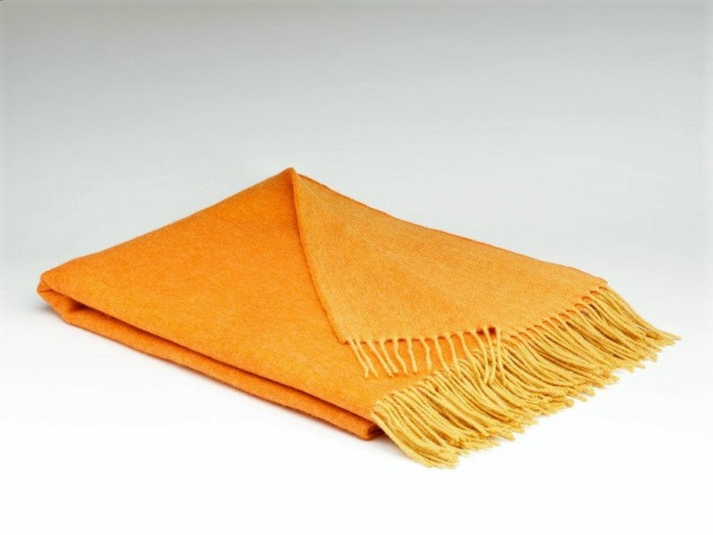 Couverture en laine d'agneau mérinos - orange et moutarde réversible - McNutt of Donegal