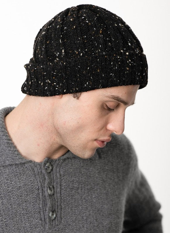 Bonnet en Maille Côtelée – Raven – Fisherman Out of Ireland - côté