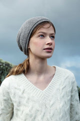 Bonnet Slouchy - bébé alpaga et laine – Smoke – Fisherman Out of Ireland