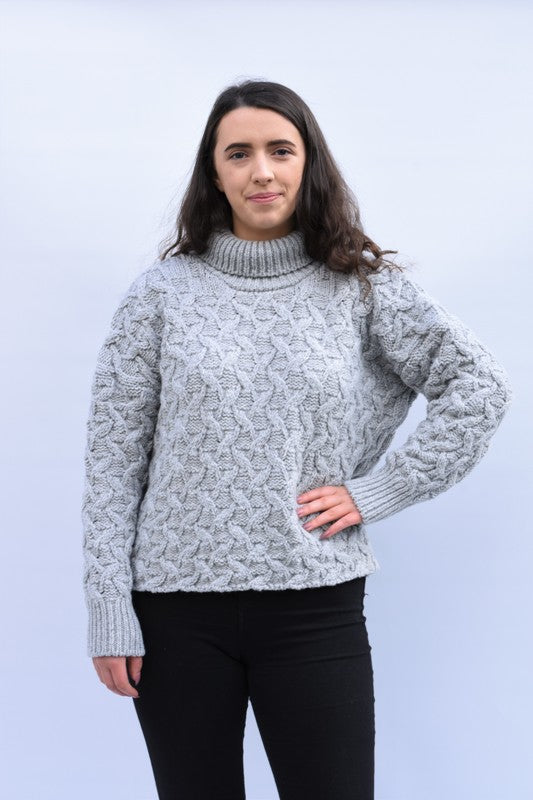 Pull d’Aran court et à col roulé – Gris Perle – McConnell
