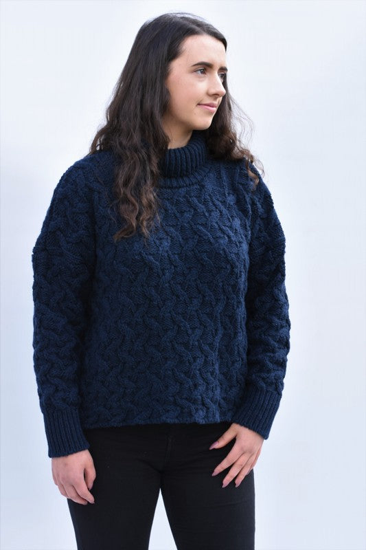Pull d’Aran court et à col roulé – Bleu Marine – McConnell 