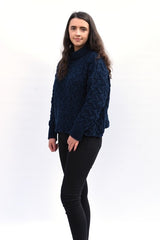 Pull d’Aran court et à col roulé – Bleu Marine – McConnell 