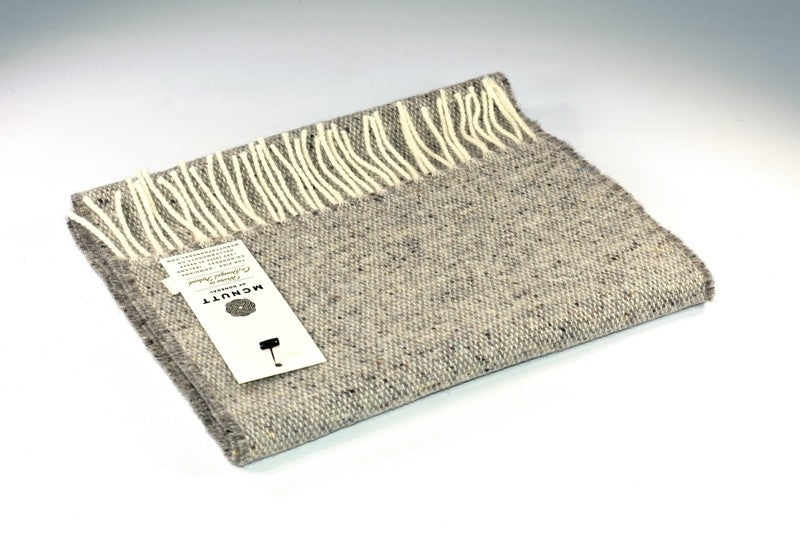 Echarpe en tweed – Taupe – McNutt of Donegal