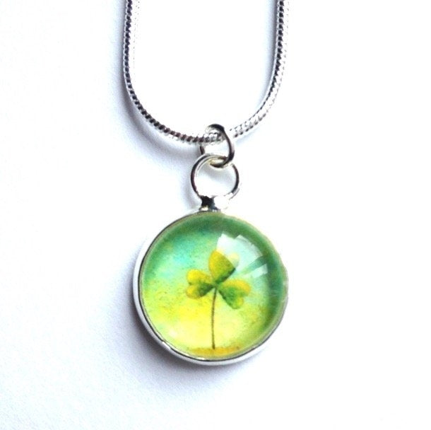 Petit Pendentif Round – "Trèfle Irlandais" – Amélie Gagné