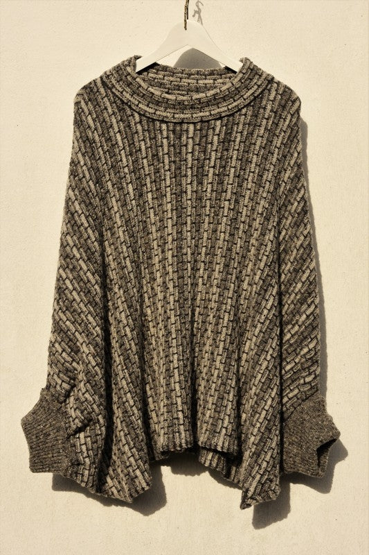 Pull “The Blasket” en laine d’agneau - Argent - Aíne Knitwear - sur cintre